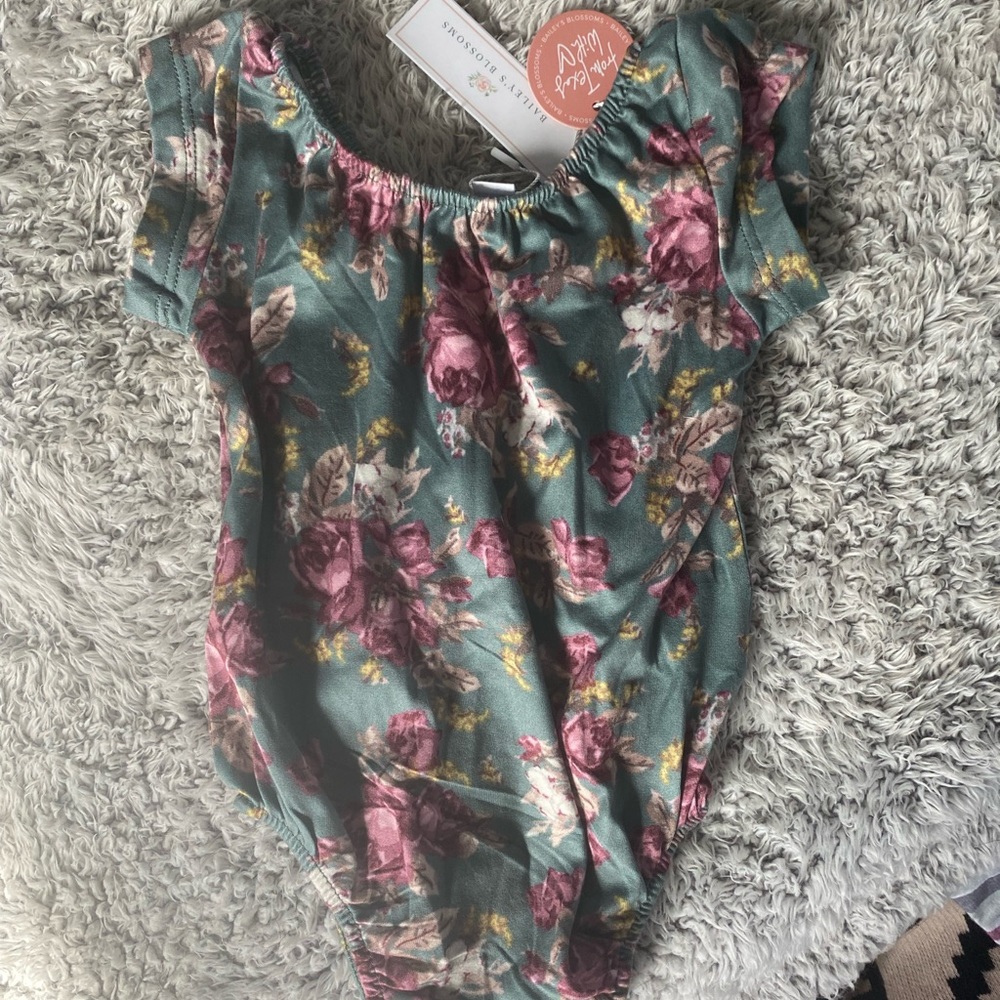 Bailey’s Blossoms Layette